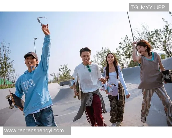 滑板精英赛特别报道成都街舞队勇闯新高峰的奋斗历程与精彩瞬间