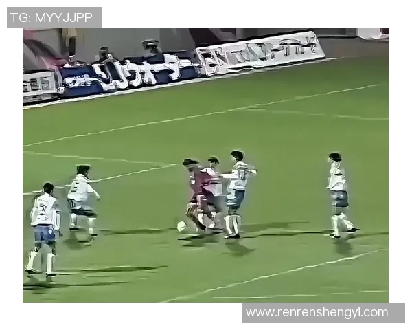 图拉与莫斯科火车头的激烈对决展现足球魅力与团队精神