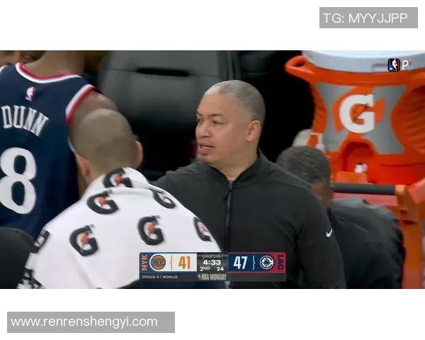 尼克斯与魔术精彩对决回放全场亮点与精彩瞬间分析