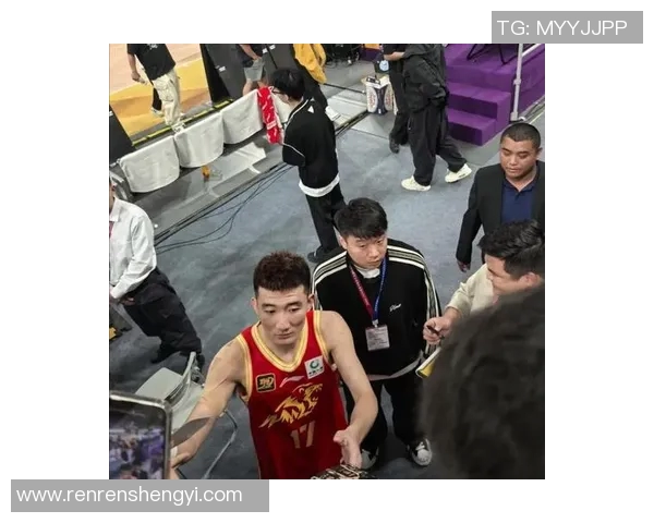 孙铭徽的篮球之路：从青涩少年到国家队核心的成长历程