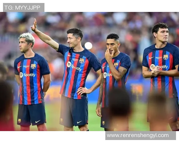 巴萨与尤文图斯经典对决回顾赛场精彩瞬间与战术分析 巴萨与尤文图斯经典对决回顾赛场精彩瞬间与战术分析