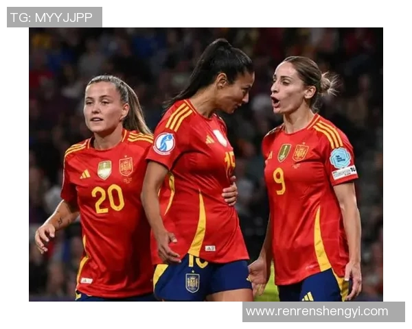 芬兰女足与苏格兰女足激战正酣争夺欧洲女子足球赛晋级名额