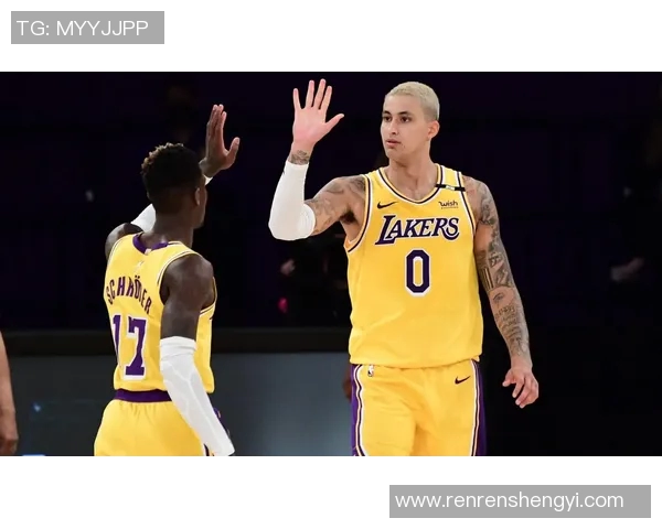 凯尔库兹马的篮球之路：从新秀到明星的成长历程与挑战