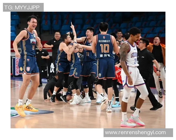 南京同曦与福建SBS激战正酣谁能在这场对决中笑到最后